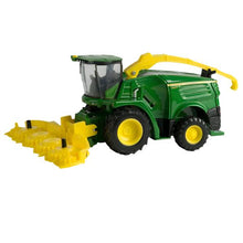 TOY 8600 SELF PROP FORAGE HARV 1:64 JOHN DEERE